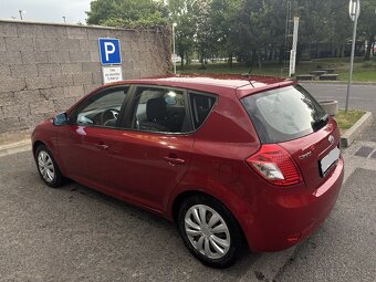 Kia Ceed 1.6 CRDi, 85kw, 2010 - 3
