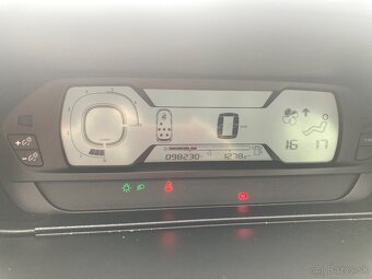 Predám Citroen grand C4 picasso - 3