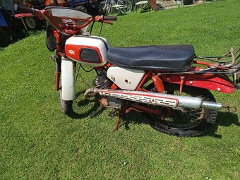 Jawa 90 Roadster - 3