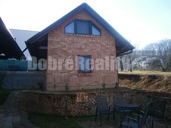 Chatkový komplex šiestich chát na predaj v obci Podhájska - 3