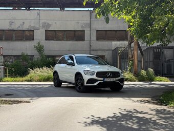 Mercedes GLC 220 d 4MATIC A/T - 3