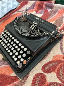 Remington písací stroj - 3