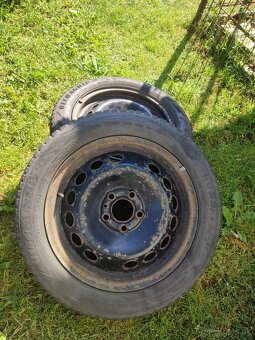 Goodyear 205/55R16 - 3