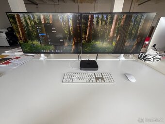 Mac Mini + 2 monitory 32” - 3