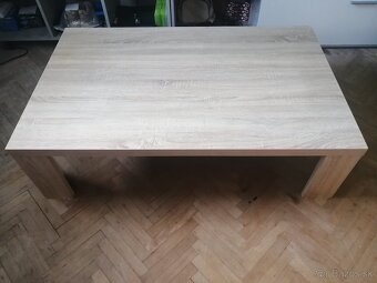 Masívny obývačkový stôl - 3