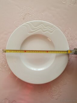 Porcelan/ úplne nové taniere - 3