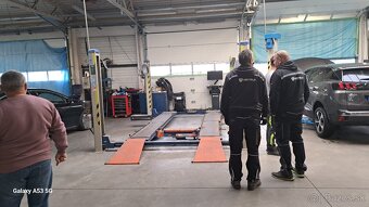 Elektro-hydraulický plošinový zdvihák - 3