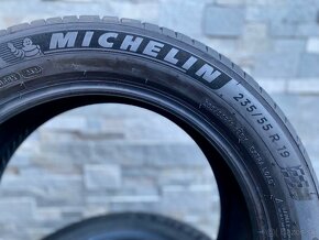 Michelin Pilot Sport 4 SUV 235/55 19 - 3