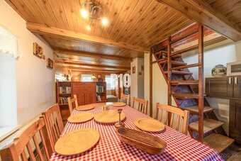 NÁDHERNÁ ROMANTICKÁ chata v príjemnom prostredí obce PLAVECK - 3