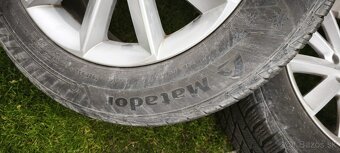 Predám originál hliníkové disky škoda 5x112 r16 so zimnými - 3