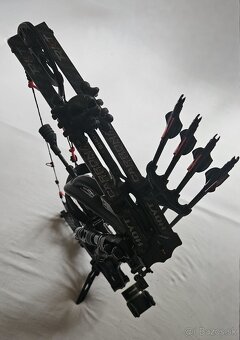 Hoyt Carbon Element 30" natah, dialkomer, tercovnica - 3