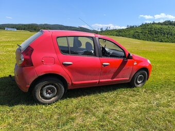 Dacia Sandero - 3