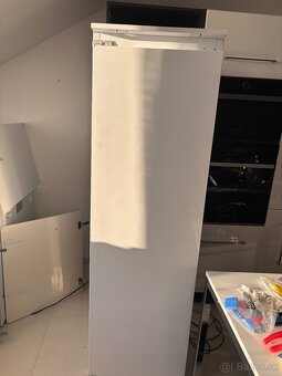 Vstavana chladnicka Whirlpool ARG 180701 - 3