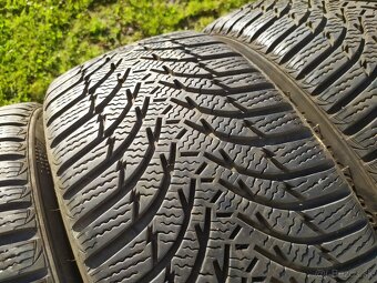 Zimné gumy 215/45 R16 Kumho - 3