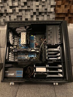 Skrina - FRACTAL Define XL Pearl Black - 3