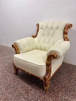 CHESTERFIELD ŠTÝL,HRUBOKOŽENÁ ,KOMB.S DREVOM - 3