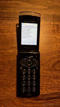 SonyEricsson W980 walkman mobil 8GB z roku 2008 - 3