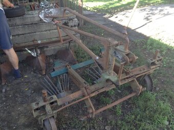 Sadzač zemiakov 3 v 1 - 3