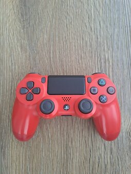 Playstation 4 slim - 3