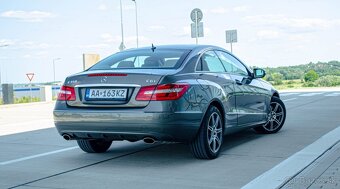 Mercedes-Benz E trieda Kupé 350 CGI Blue - 3