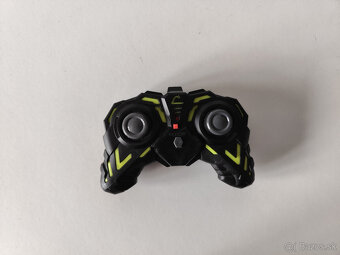 Driftovacie RC autíčko - 3