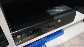 Predám Xbox 360+Kinect+hry - 3