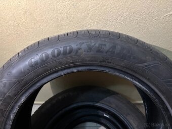 Goodyear Efficient Grip Performance 195/60 R18 96H - 3