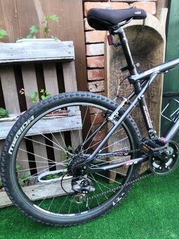 Horsky bicykel GT - 3