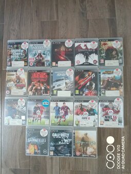 Predám PS3 - 3