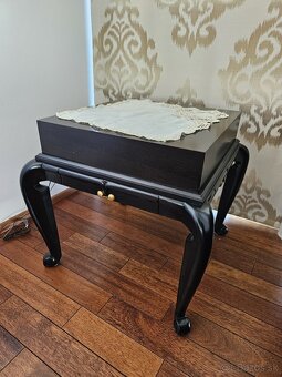 Kávový vintage čierny stolík - 3