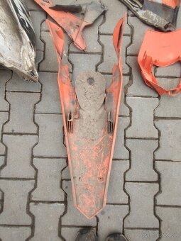 Ktm plasty Redbull - 3