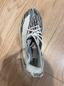 Yeezy boost 350 V2 “zebra” - 3