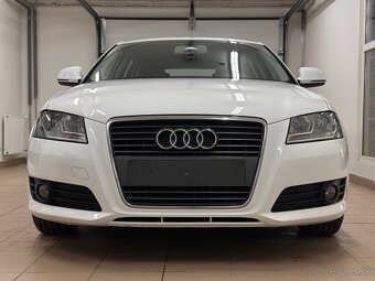 Audi A3 Sportback 1.6 TDI 105k DPF Attraction Premium - 3
