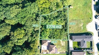 CREDA | predaj 1 776 m2 pozemok pri lese na výstavbu RD, Mal - 3