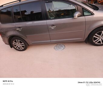Predám Volkswagen Touran 2.0 TDI - 3