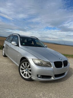 BMW 318i E91 Facelift - 3
