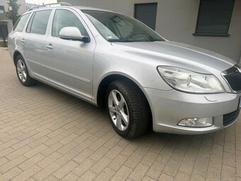 Skoda Octavia 2 2.0 TDI DSG family r.v 2012 navi xenon - 3