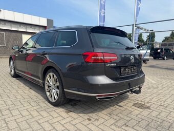 Volkswagen Passat 2.0TDI  Highline 4-Motion - 3