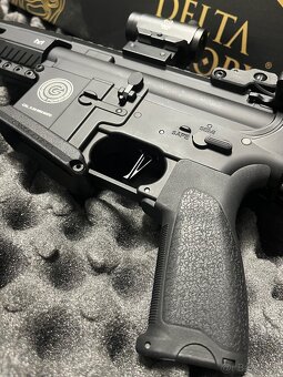 AR 15 GP licencovanu Delta Armory AEG - 3