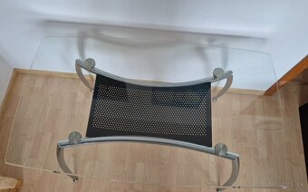 Jedálenský stol - 3