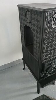 Liatinové kachle Jotul F 606 čierný lak - 3