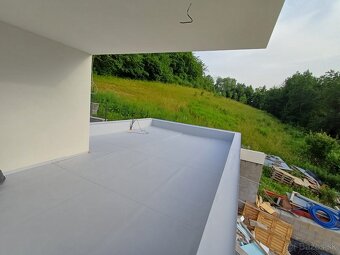 Strechy, prístrešky, altánky, balkóny - 3