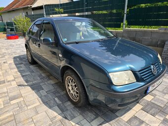 Volkwagen Bora 1,6 benzín 81kw - 3