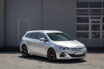Opel Astra Sport Tourer 2.0 CDTI BiTurbo - 3