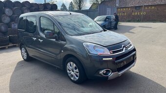 322. Citroen Berlingo 1.6HDI 9HPNa náhradní díly - 3