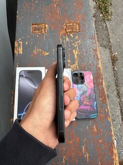 REZERVOVANÉ - iPhone 16 PRO ČIERNY 100% BATÉRIA - 3