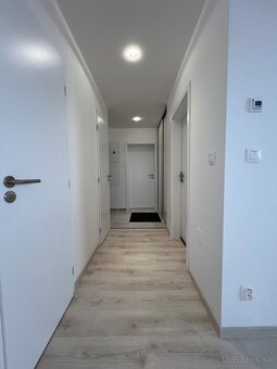 3 izbový byt na začiatku Miloslavova, 2 parkovacie miesta - 3