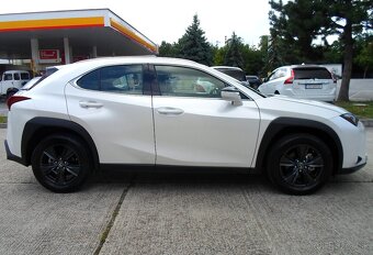 Lexus UX 250h Nové vozidlo 25 km,v záruke,alcantara,kamera,k - 3