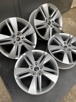 ✅ R17 ®️ Originál Škoda 5x112 ET41 ✅ VW Škoda Seat / Superb - 3