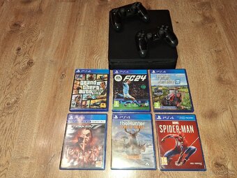 PS4 Slim 1TB 2x Dualshock+ 6 hier - 3